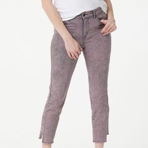 🌸 LOGO Acid Wash Ankle Jeans 🌸